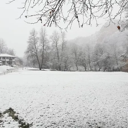 Elena - House By The River Melnik (Blagoevgrad)
